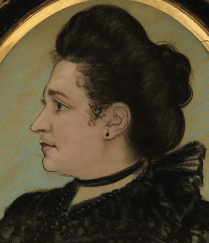 null French school around 1900.

Portrait of a woman in profile.

Pencil and oil...