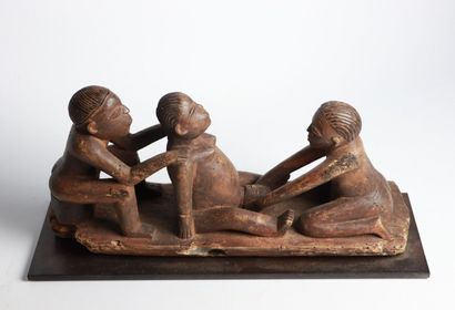 null LEGA, République Démocratique du Congo.

Scène d'accouchement en bois sculpté.

Travail...