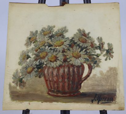 null L. MOREAU, vers 1900.

Bouquet de marguerites dans un pichet.

Huile sur ivoire,...