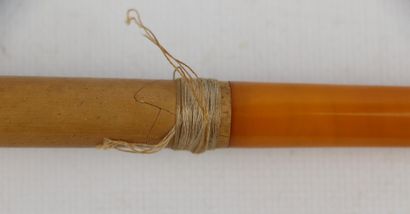 null Longue pipe en écume et en ambre.

Vers 1900.

L_29 cm, dans son écrin