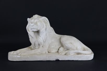 null Ecole française du début du XXème siècle.

Lion allongé.

Sculpture en plâtre.

Trace...