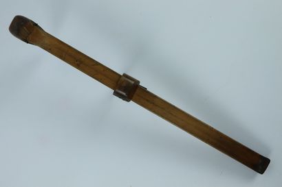 null Palmer de chausseur, en cm et taille.

Fin du XIXème siècle.

H_45.4 cm
