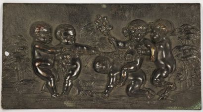null Bas-relief en bronze

La farandole des putti.

Bronze à patine brune, marque...