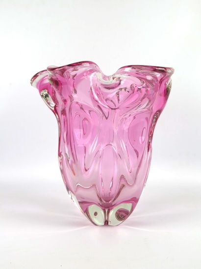 null Vase, centre de table et coupe en cristal

H(vase)_29.6 cm L_30 cm 

H(coupe)_13...