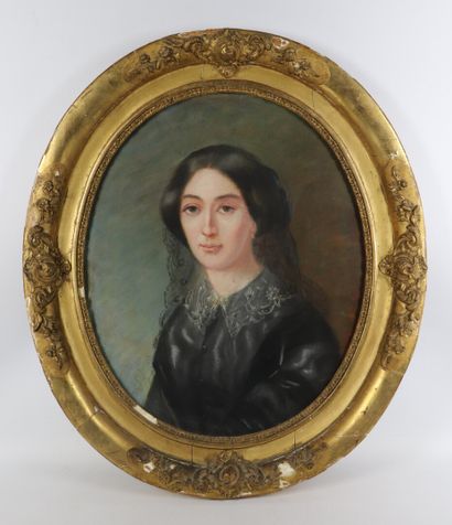 null Charles A. PESETTI (1818-?).

Portrait de femme au voile de dentelle noire.

Pastel...
