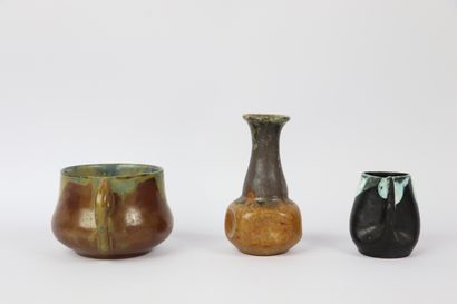 null PUISAYE et divers.

Ensemble de neuf petits vases en grès émaillé, dont Lebret,...