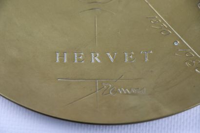 null Pierre-Yves TRÉMOIS (1921-2020) pour ERCUIS.

Coupe en bronze pour les 50 ans...