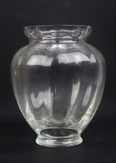 null LA ROCHERE.

Vase en cristal de couleurs à décor abstrait.

H_16 cm.

On y joint...