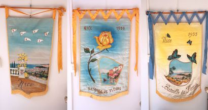 null Lot de trois bannières en soie peinte.

Bataille de Fleurs, Nice 1955, et Nice...