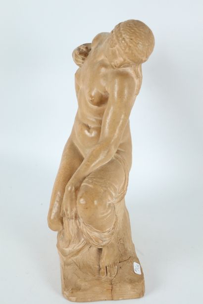 null Joseph CORMIER (1869-1950).

Femme grecque alanguie.

Sculpture en terre cuite.

Signée...