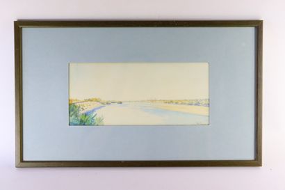 null Ensemble de trois aquarelles comprenant : 

Une vue de bord de Loire signée...