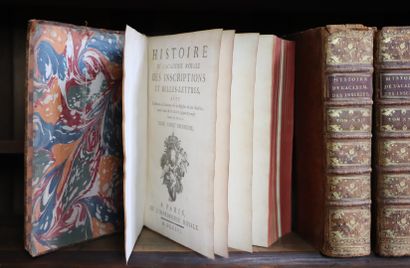 null Histoire de l'académie royale des inscriptions et belles lettres, depuis son...