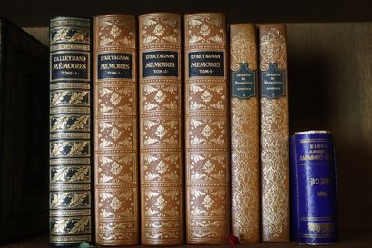 null Ensemble d'ouvrages contenus dans la bibliothèque dont Jean de Bonnot.

L'acquéreur...