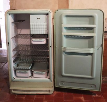 null Réfrigérateur FRIGIDAIRE, ancien modèle 

H_145 cm l_78 cm P_68,5 cm