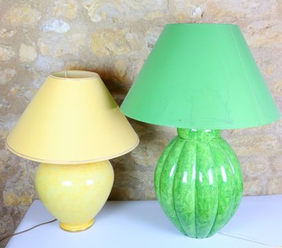null Deux lampes en céramique 

H_50,5 cm et H_36 cm