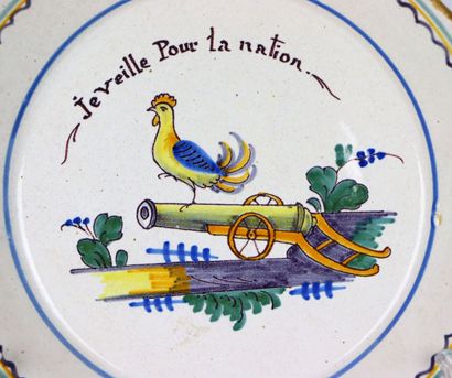 null NEVERS.

Assiette en faïence à décor polychrome révolutionnaire d'un coq sur...