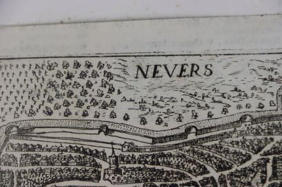 null NEVERS.

Noviodunum in ducatus nivernie. sifa est.

Plan gravé sur bois, en...