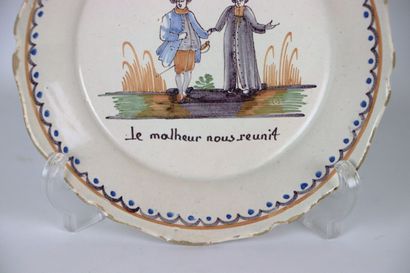 null NEVERS.

Assiette en faïence à décor polychrome révolutionnaire d'un prêtre...