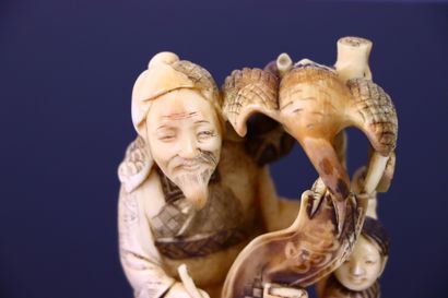null JAPON, époque meiji (1868-1912).

Okimono en ivoire marin sculpté figurant un...
