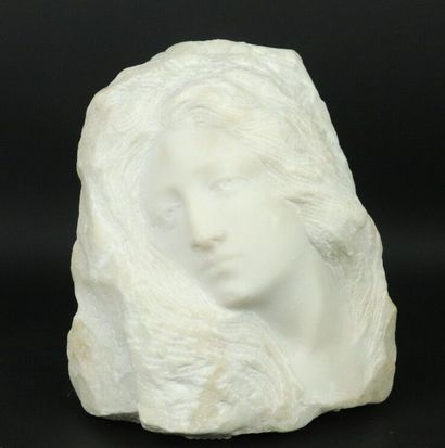 null Léon BINET (1880-1958).

Profil de femme, 

Sculpture en marbre blanc, signée.

Vers...