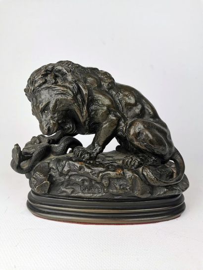 null Antoine-Louis BARYE (1795-1875), d'après.

Lion au serpent. 

Epreuve en bronze...