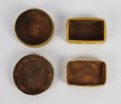 null Two bergamot (citron bark) polychrome boxes, the lids with painted decoration...