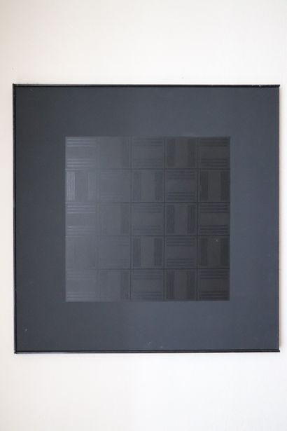 null Maud PEAUIT (1926-2012).

Composition 9704P.

Acrylic on canvas.

Titled and...