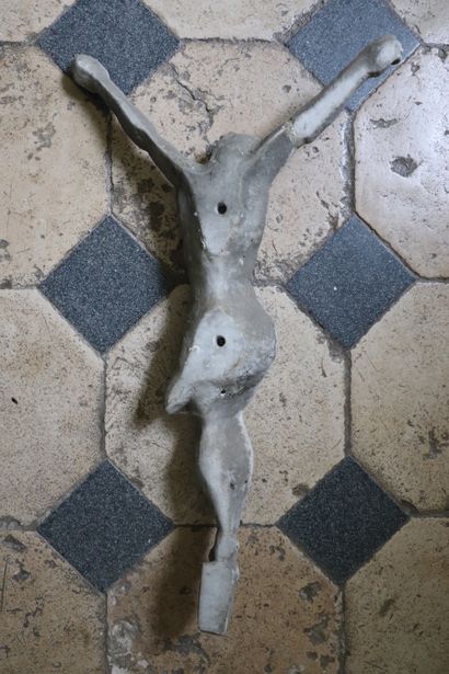 null Christ in marble (patinated by time).

H_69 cm L_38 cm