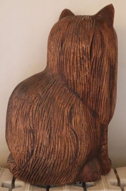 null Chat.

Sculpture contemporaine en bois.

H_31,5 cm