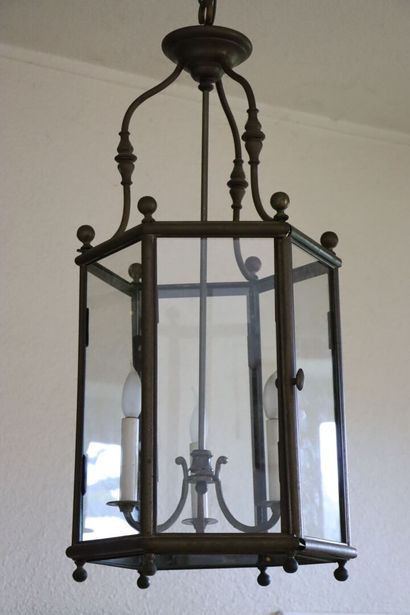 Importante lanterne de vestibule en bronze...