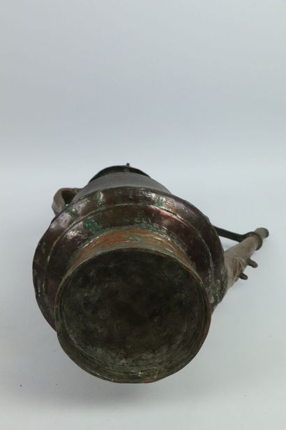 null NORTH AFRICA.

Pot and basin in copper, formerly tinned.

XIXth century.

H_37...