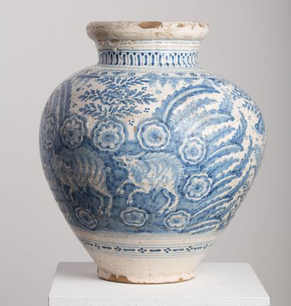 null SPAIN, SEVILLE (?)

Important ovoid earthenware vase decorated in blue monochrome...
