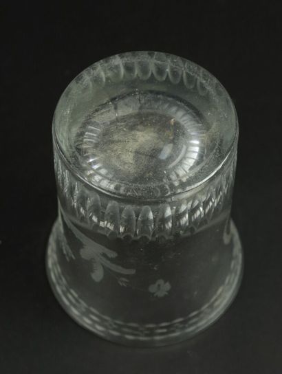 null Glass blown and engraved, with decoration of a figure B in a shield and flowered...
