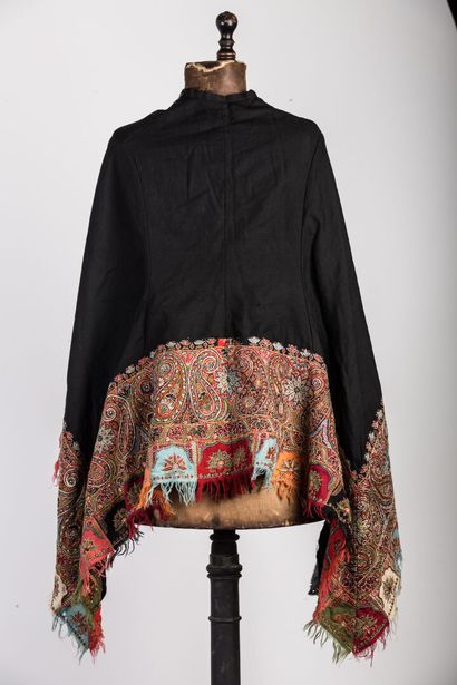 null Cape made of a Kashmir shawl from India