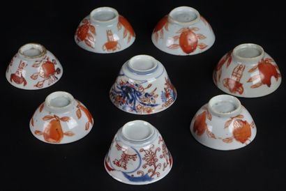 null CHINA.

Set of eight porcelain sorbets.

Two with XVIIIth century Imari decoration,...