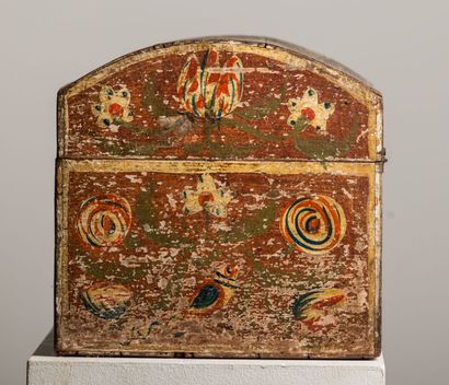 null Coffret de mariage en bois à décor polychrome.

Normandie, XIXème siècle.

L_27...