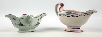null EAST of France.

Two earthenware sauceboats with polychrome decoration.

XVIIIth...
