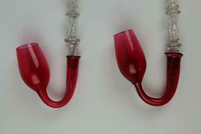 null NORD de la France.

Deux pipes en verre en verre soufflé rouge et incolore.

XIXème...
