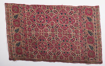 null Small carpet (of prayer?) with red bottom, old.

L_59,5 cm l_36,5 cm