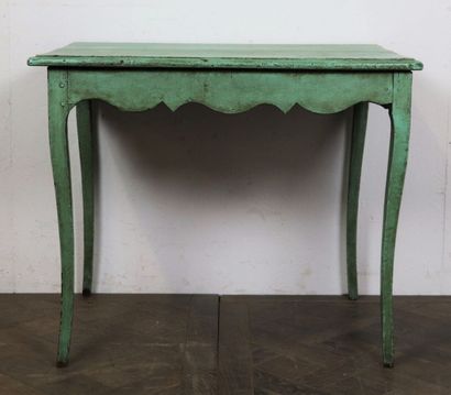 null Table de milieu rectangulaire en bois rechampi vert. 

Style Louis XV. 

H_72...