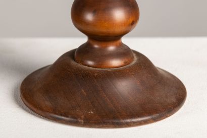 null Sphère armillaire en bois.

H_46 cm D_30 cm