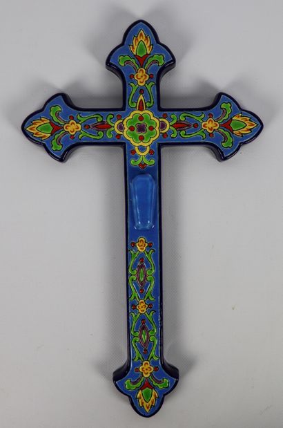 LONGWY.

Earthenware crucifix with polychrome...