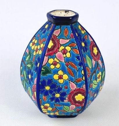 
LONGWY.




Small vase has polychrome hexagonal...