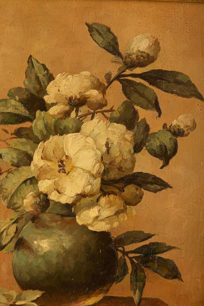 null Casimir NEKROV (actif au XXème siècle). 

Bouquet de fleurs. 

Huile sur toile,...