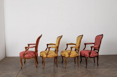 null Ensemble de quatre fauteuils, dont une paire, formant suite de quatre fauteuils,...