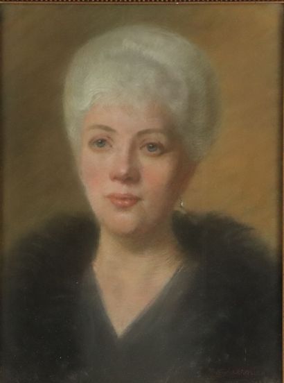 null École française du XIXème siècle.

Portrait de dame de qualité.

Pastel sur...