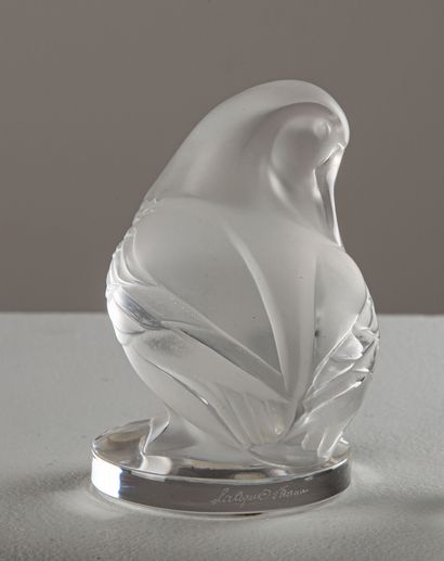 null LALIQUE France.

Canard.

Sculpture en verre moulé pressé.

H_10.5 cm