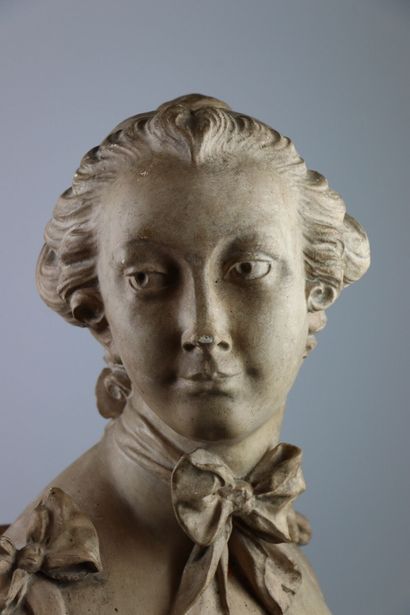 null Ecole française dans le goût du XVIIIème.

Buste de femme.

Sculpture en plâtre...