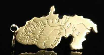 null Pendentif en or jaune figurant la Martinique.

1,50 gramme