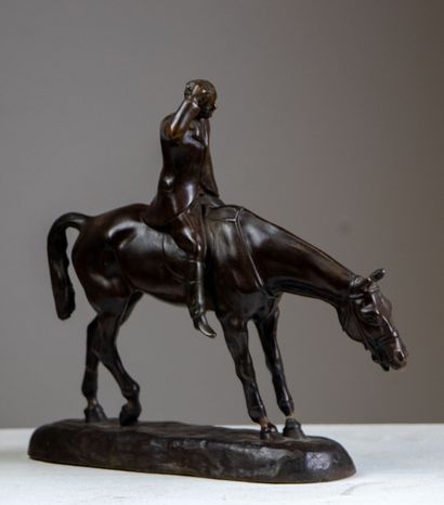 null 
Gaston d'ILLIERS (1876-1932), d'après.



Cavalier à cheval.



Sculpture en...